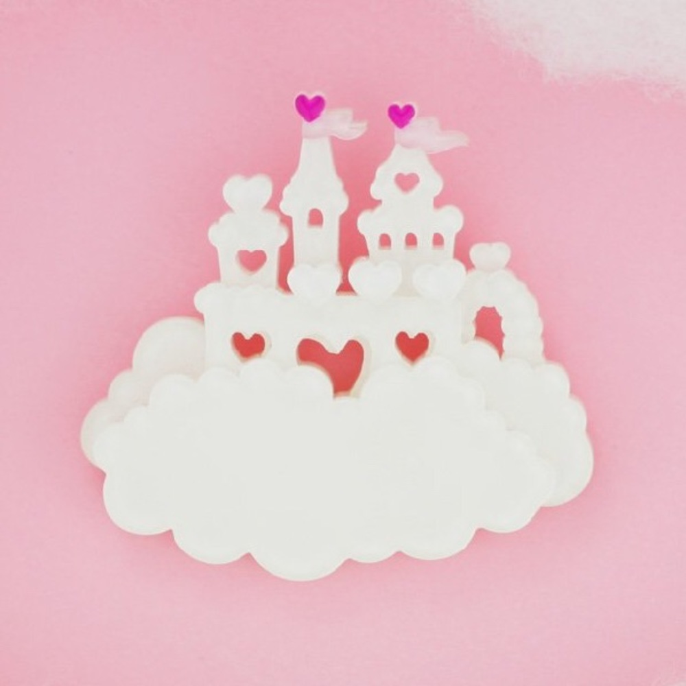 Erstwilder Cloud Castle Brooch NWT ☁️